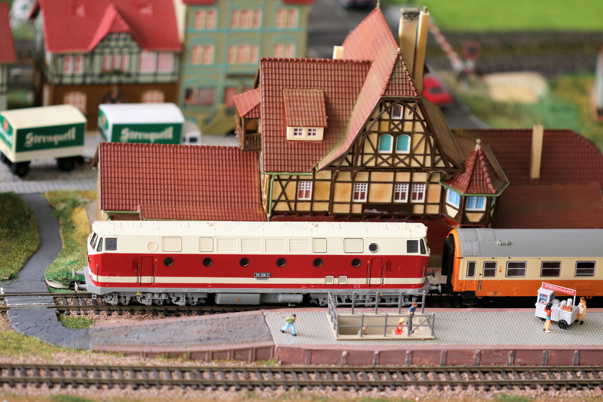 Modellbahn, Bahnhof, Diesel-Lok